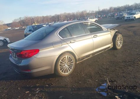2019 BMW 540I из США, поврежденный, VIN WBAJE5C54KWW14086